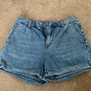 AMERICAN Eagle Mom Shorts